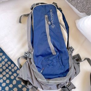SALE ✨ Outdoor Products Water Hiking Backpack with additional water bladder